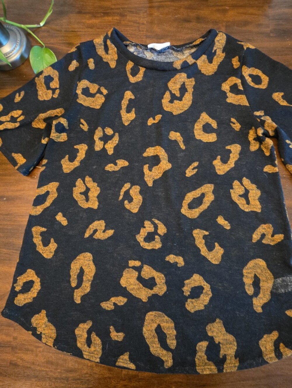 BOMBOM Leopard Print Short Sleeve Top T-Shirt